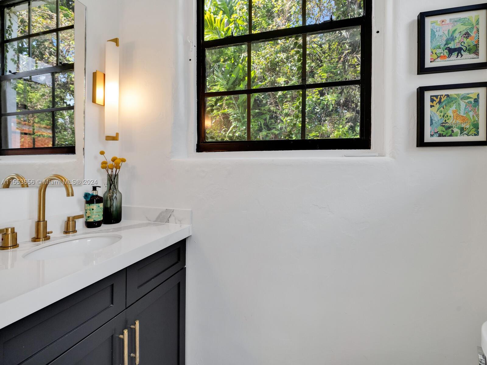 WATERSEDGE - Residential