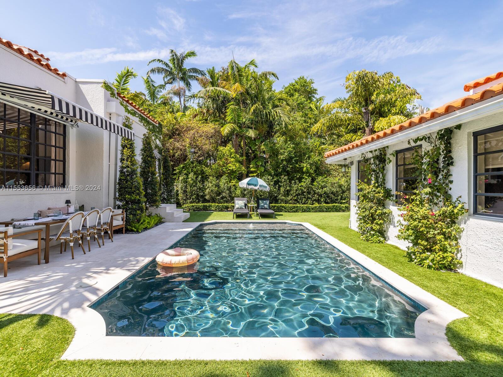 WATERSEDGE - Residential