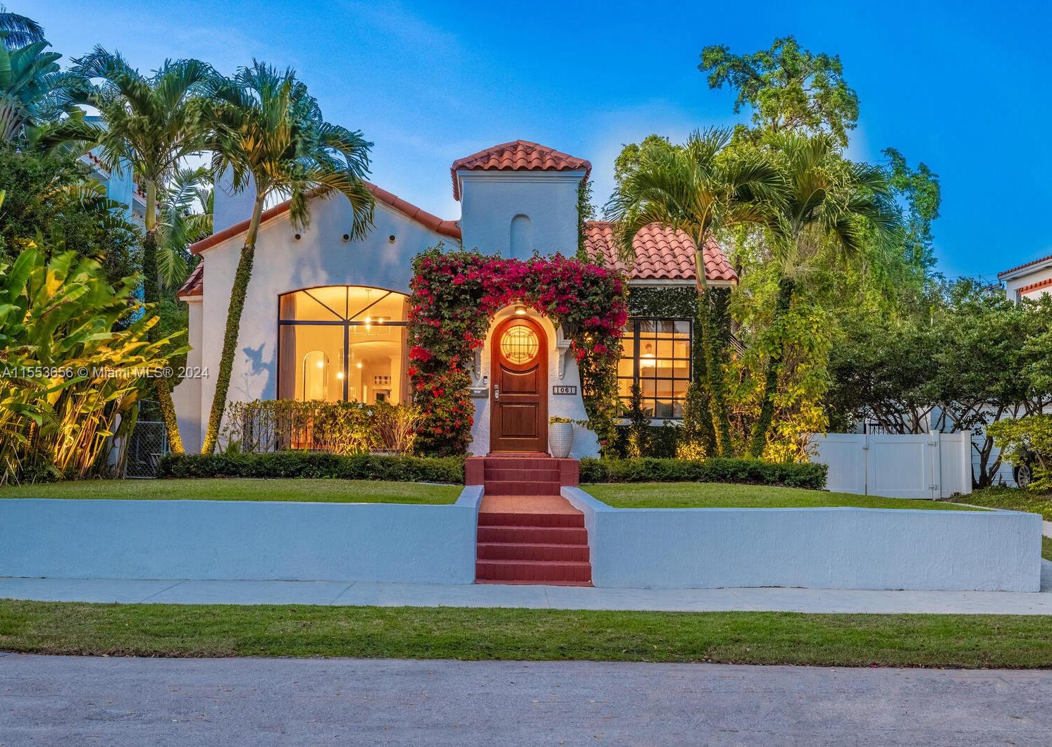 WATERSEDGE - Residential