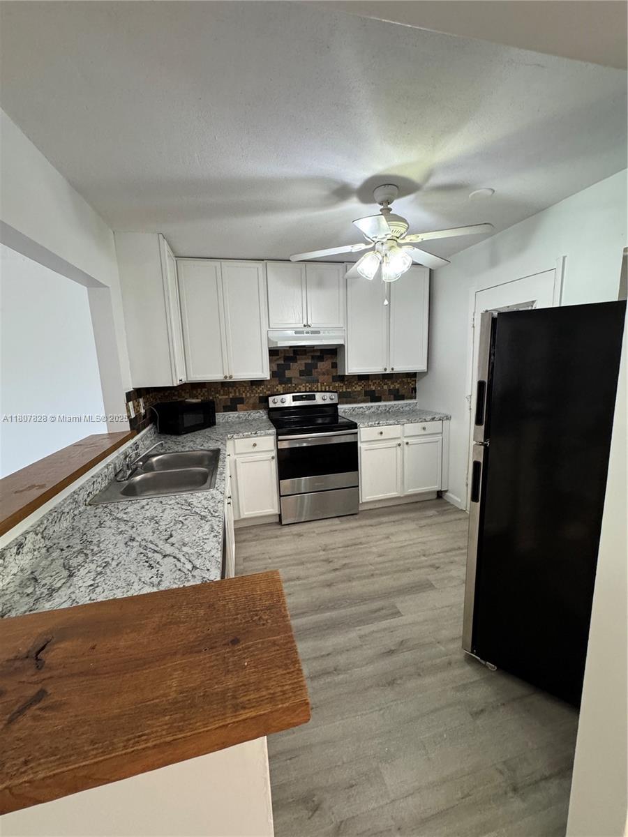 Rental Property at 403 Nw 68th Ave 114, Plantation, Miami-Dade County, Florida - Bedrooms: 2 
Bathrooms: 2  - $1,900 MO.