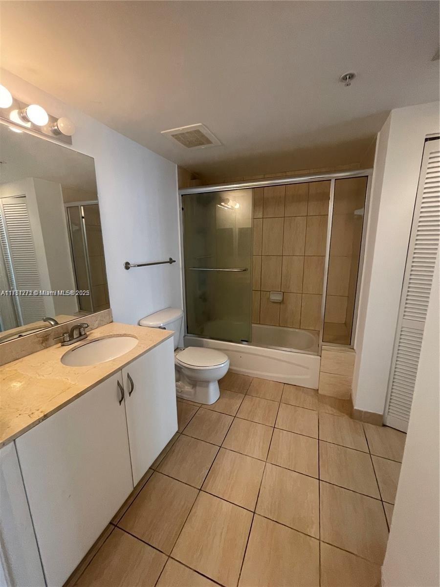 OPERA TOWER CONDO - Residential