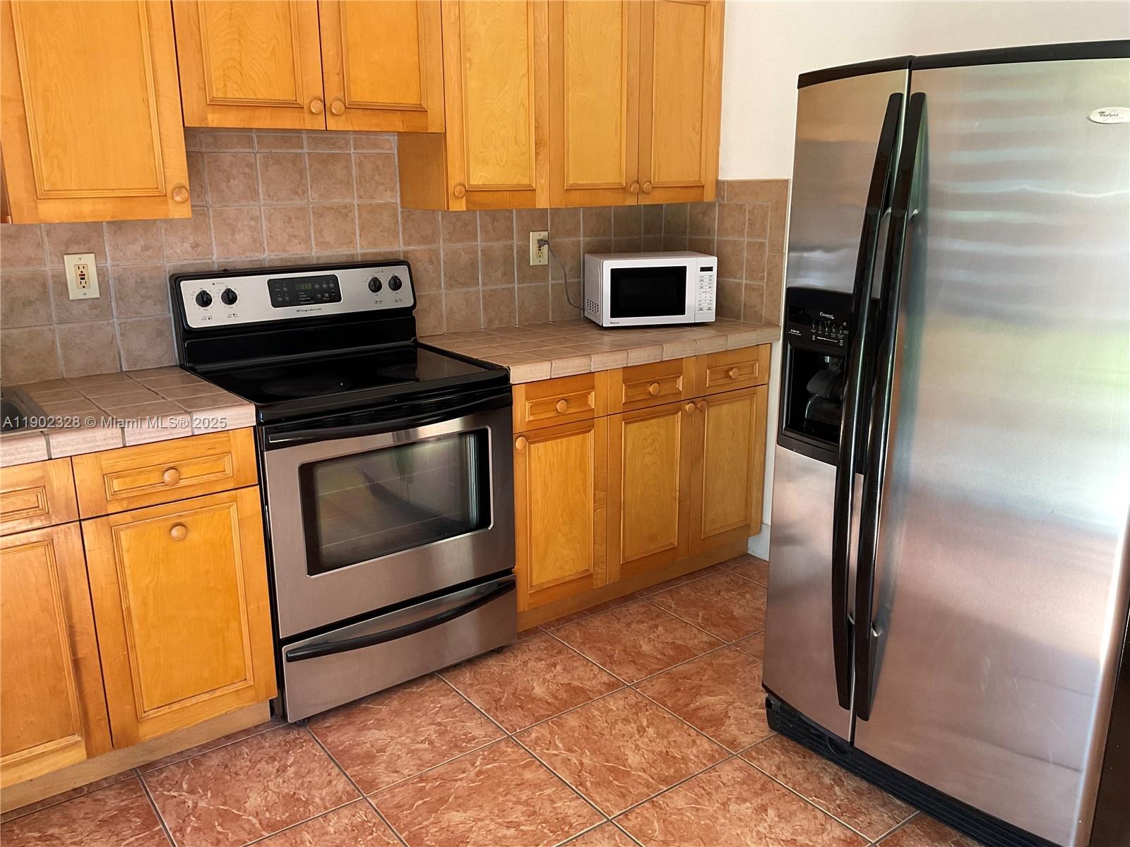 BIRD ROAD FARMSITES - Residential Lease