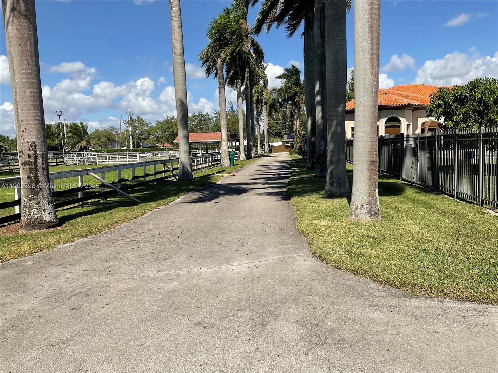 BIRD ROAD FARMSITES - Residential Lease