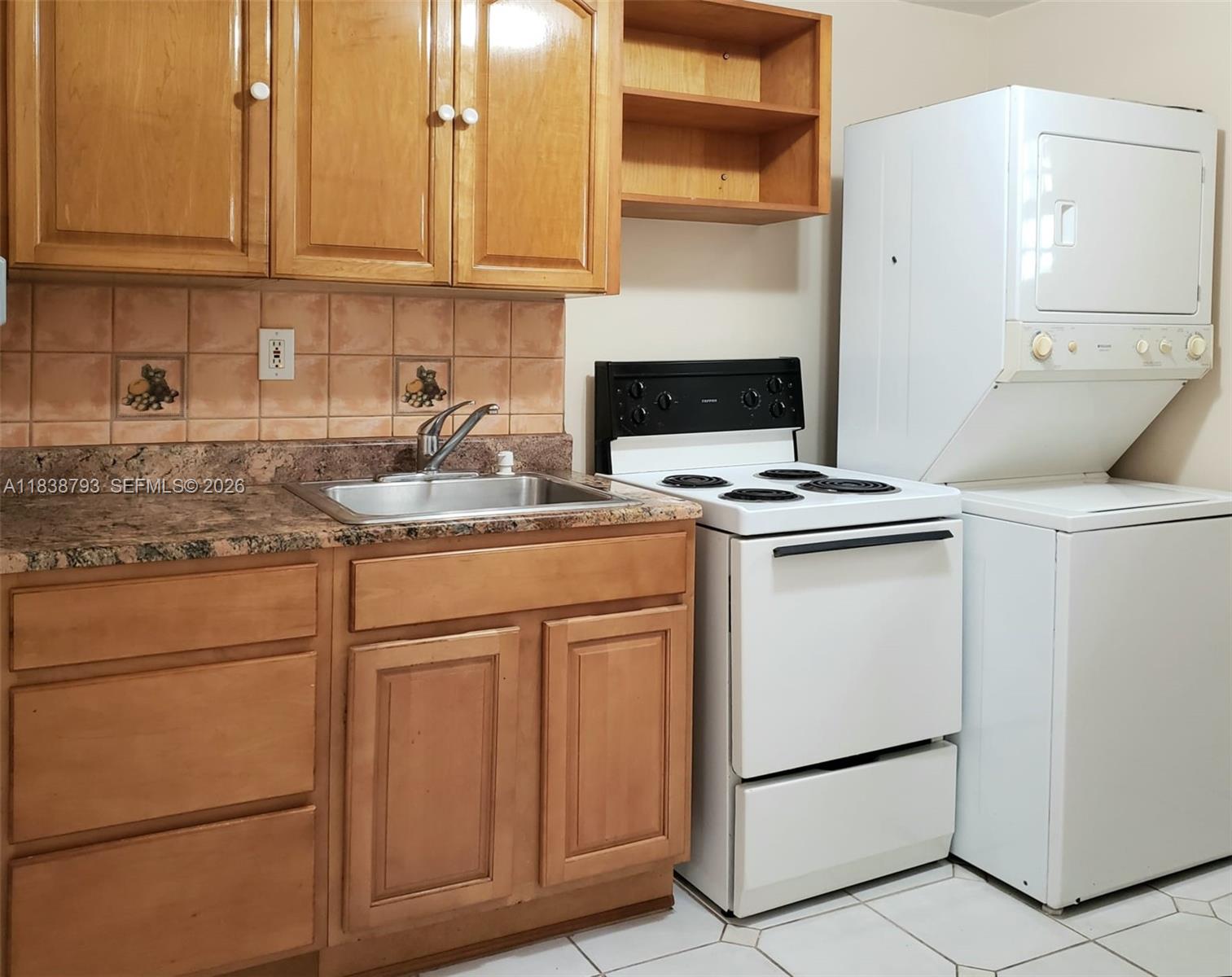 MID GOLF SUB 1ST ADDN - Residential