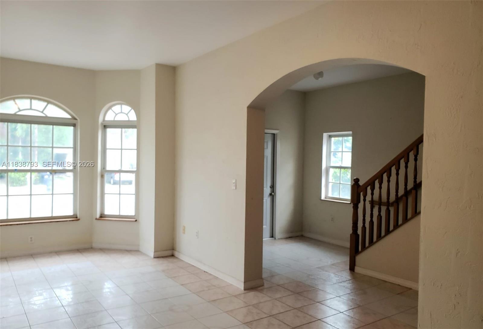 MID GOLF SUB 1ST ADDN - Residential