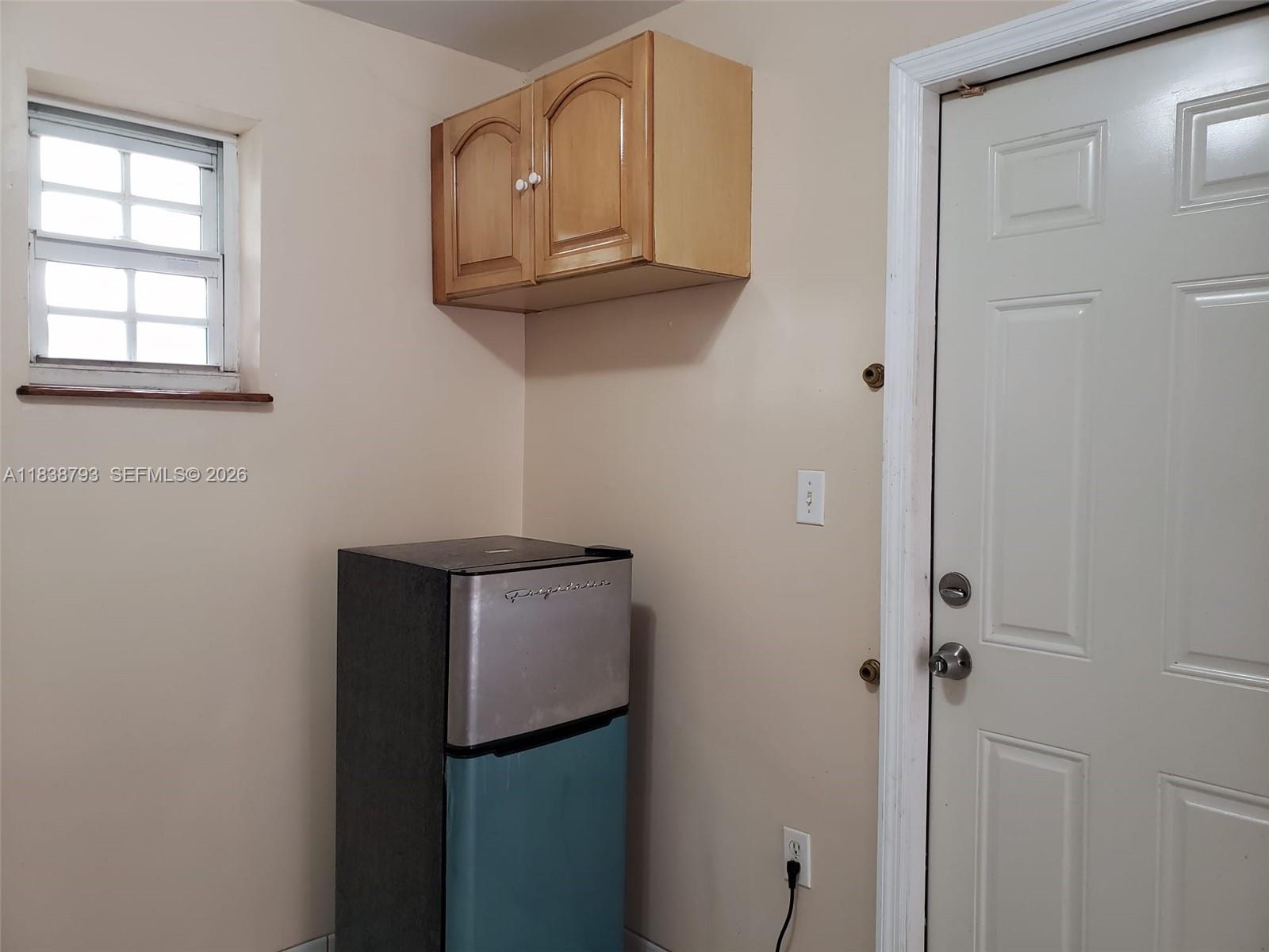 MID GOLF SUB 1ST ADDN - Residential