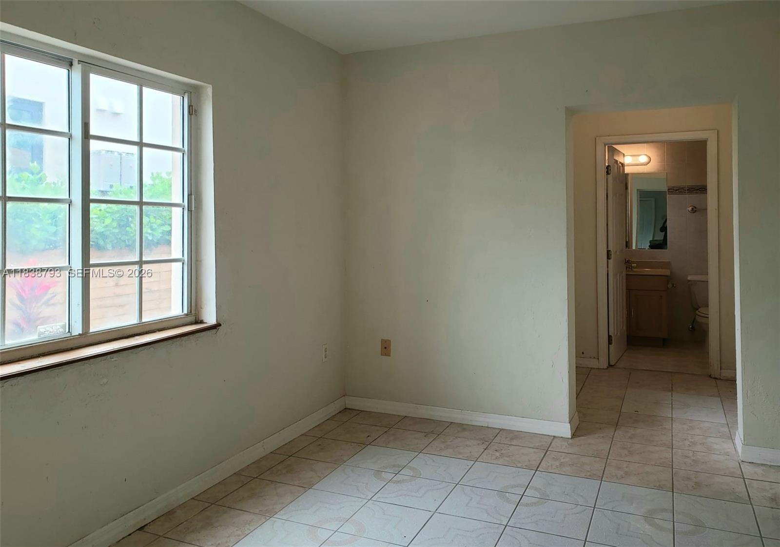 MID GOLF SUB 1ST ADDN - Residential