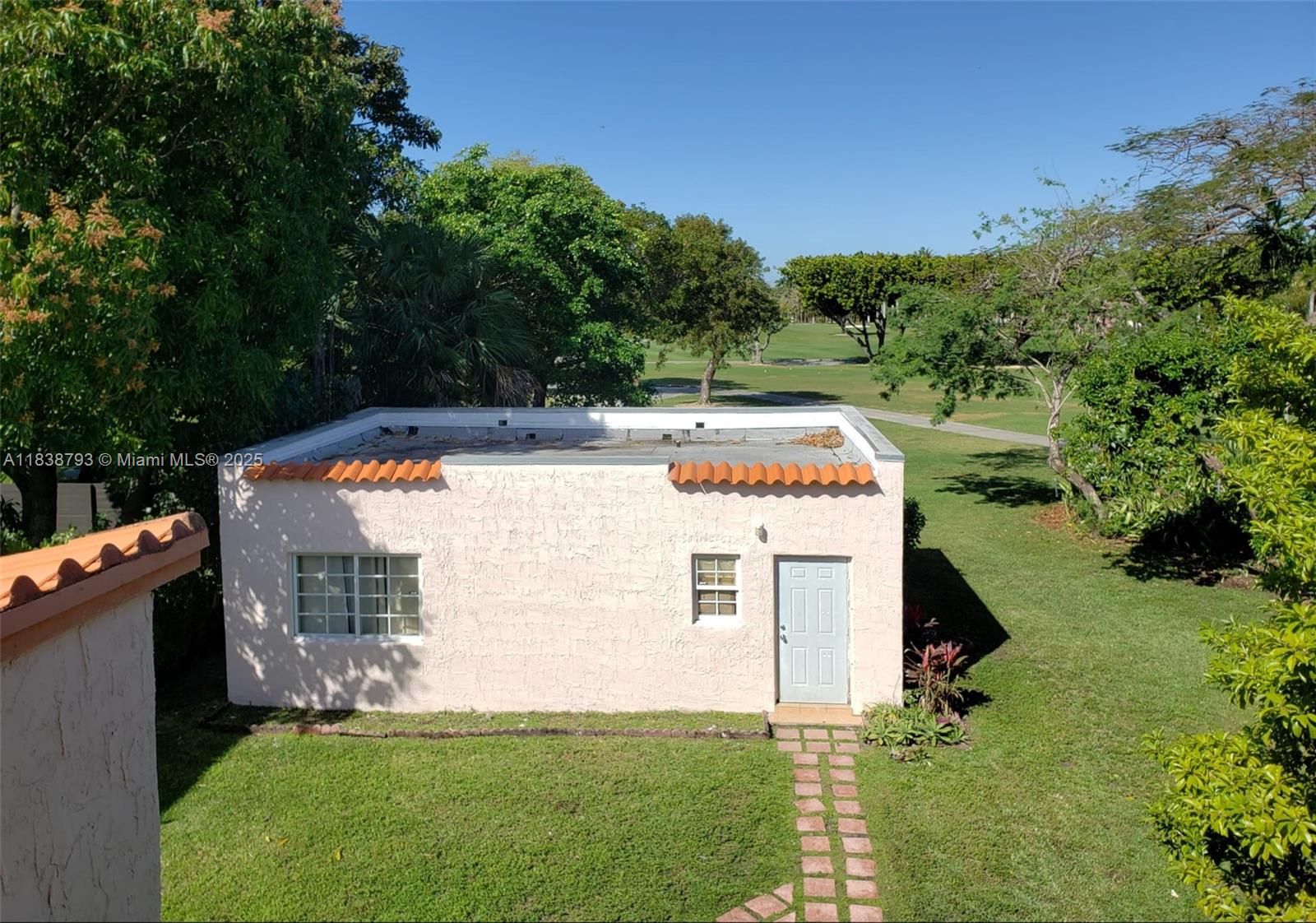 MID GOLF SUB 1ST ADDN - Residential