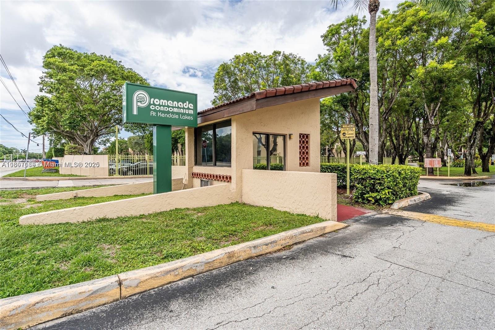 14301 N Kendall Dr 208B, Miami, Broward County, Florida - 1 Bedrooms  
1 Bathrooms - 