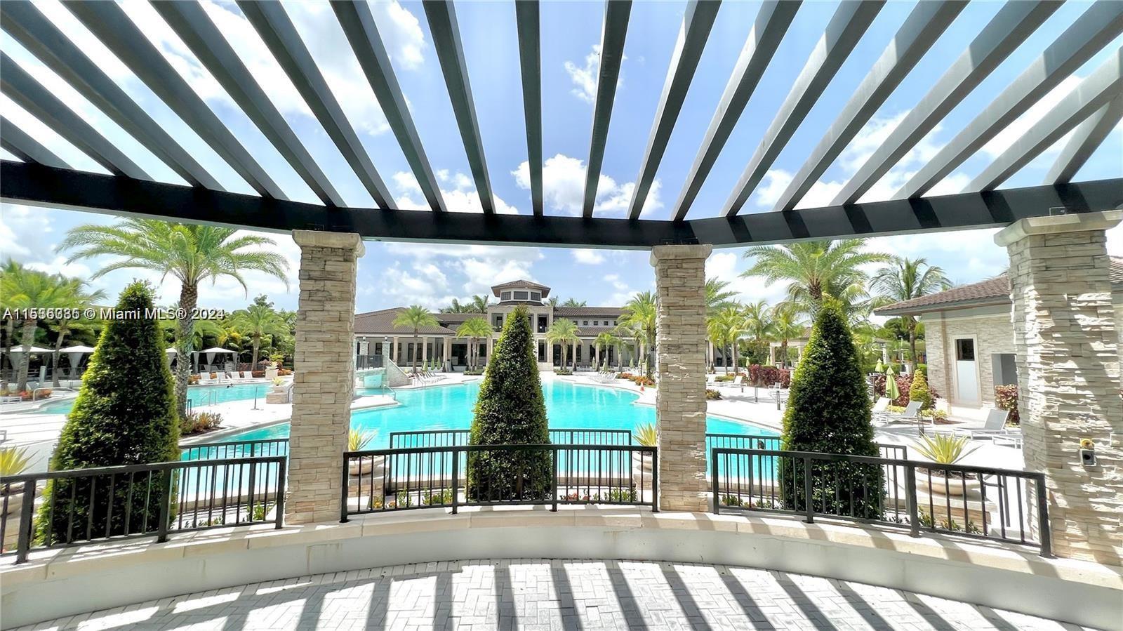 GRAND BAY NORTH - Residential