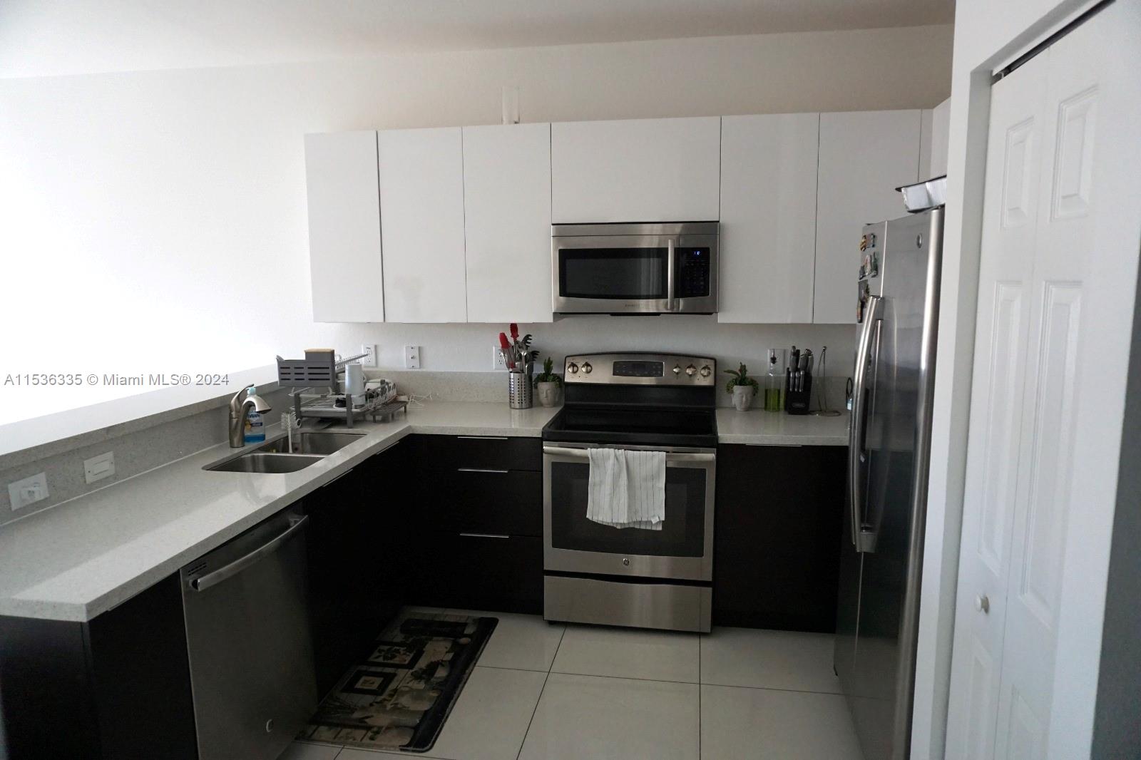 GRAND BAY NORTH - Residential