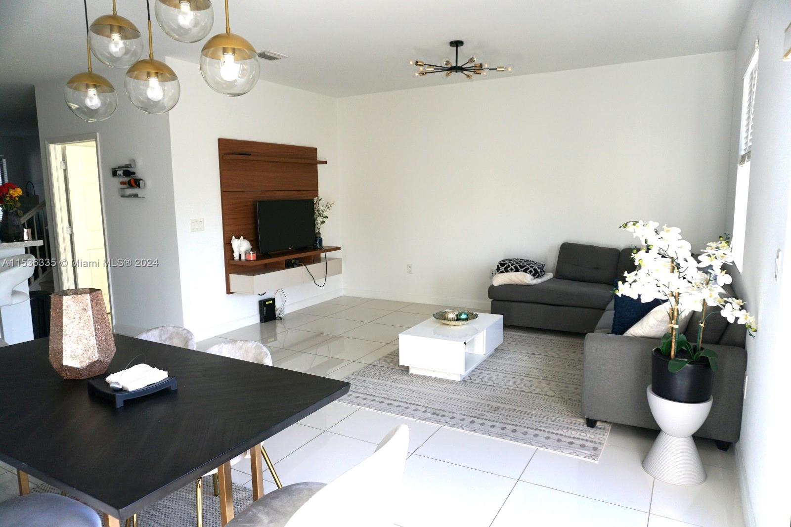 GRAND BAY NORTH - Residential