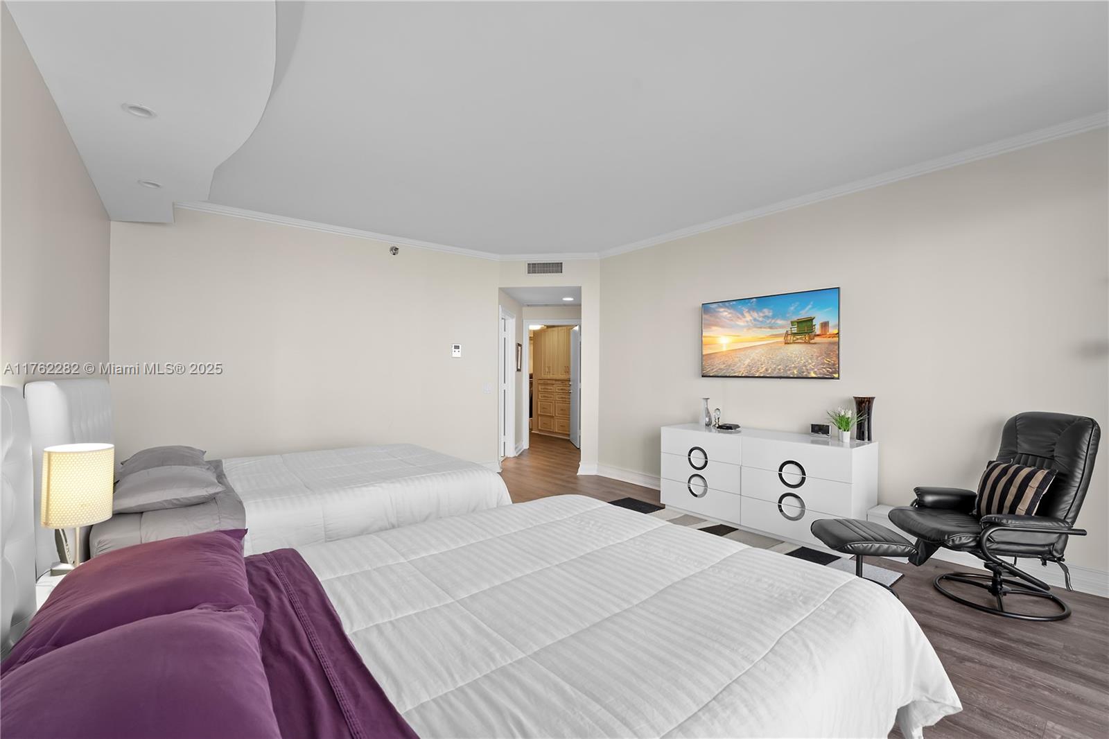 ATLANTIC II AT THE POINT - Residential