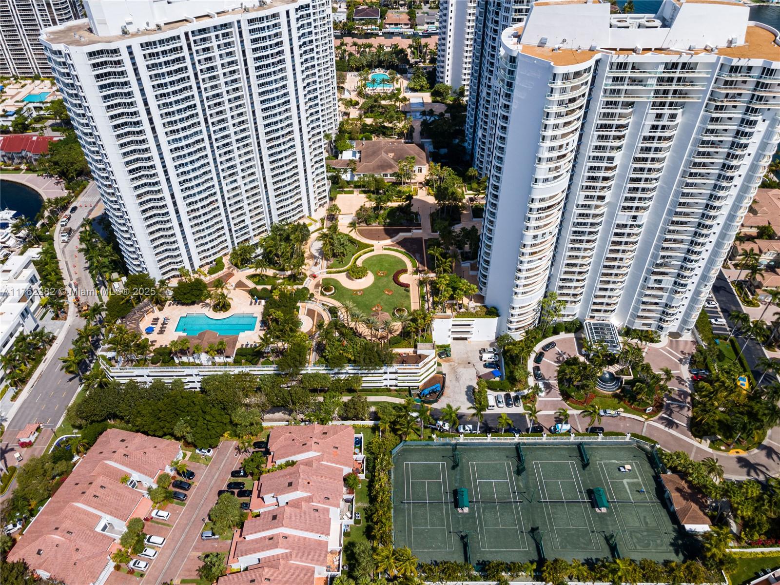 ATLANTIC II AT THE POINT - Residential