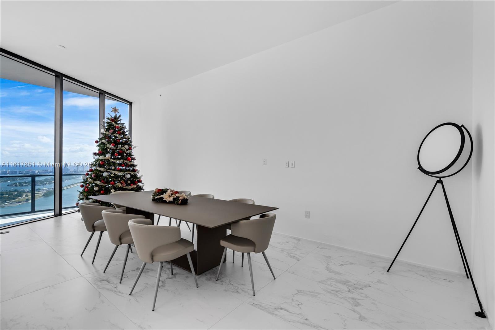 ONE THOUSAND MUSEUM CONDO - Residential