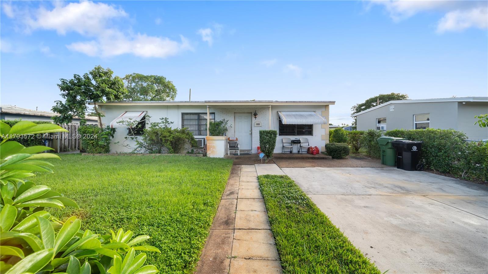 This single family home in Fort Lauderdale offers an exceptional opportunity to own in a thriving community, free from HOA fees. With limitless potential, it’s the perfect canvas for creating your ideal living space or investing in the area’s high demand rental market.
Just minutes from downtown Fort Lauderdale, the home is located near top dining and shopping destinations, including Las Olas Boulevard and the renowned Fort Lauderdale Beach. Whether you’re exploring the vibrant nightlife or enjoying the scenic waterfront parks, you’ll have the best of both worlds right at your doorstep.
With quick access to I-95 the property’s prime location ensures you’re never far from local attractions like the Riverwalk Arts & Entertainment District and the Fort Lauderdale Airport
