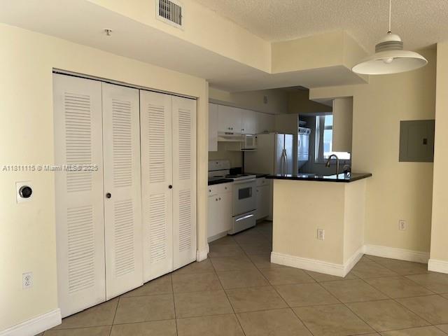 BLUE LAGOON CONDO - Residential Lease