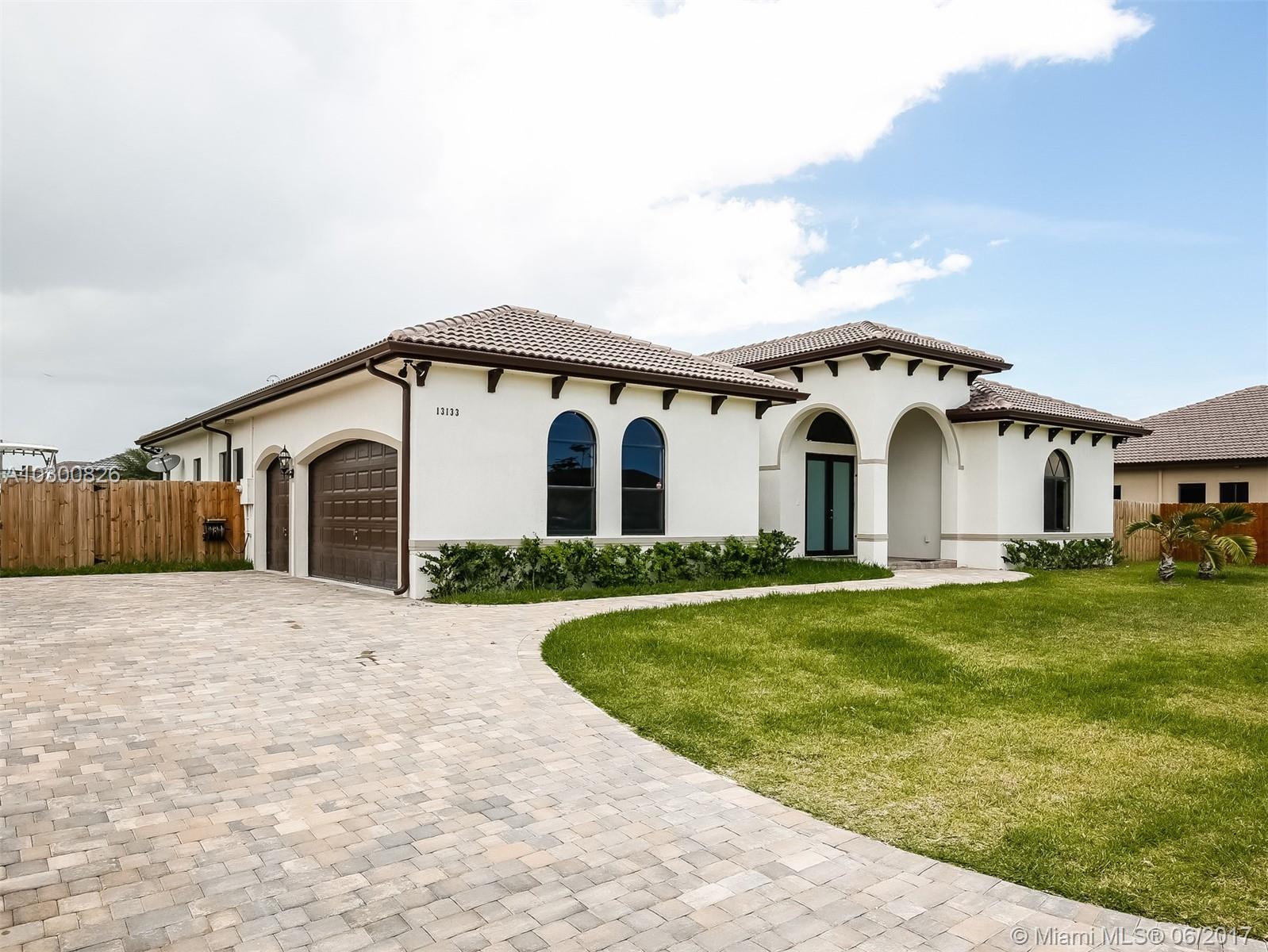 ANGELINA MIA ESTATES - Residential