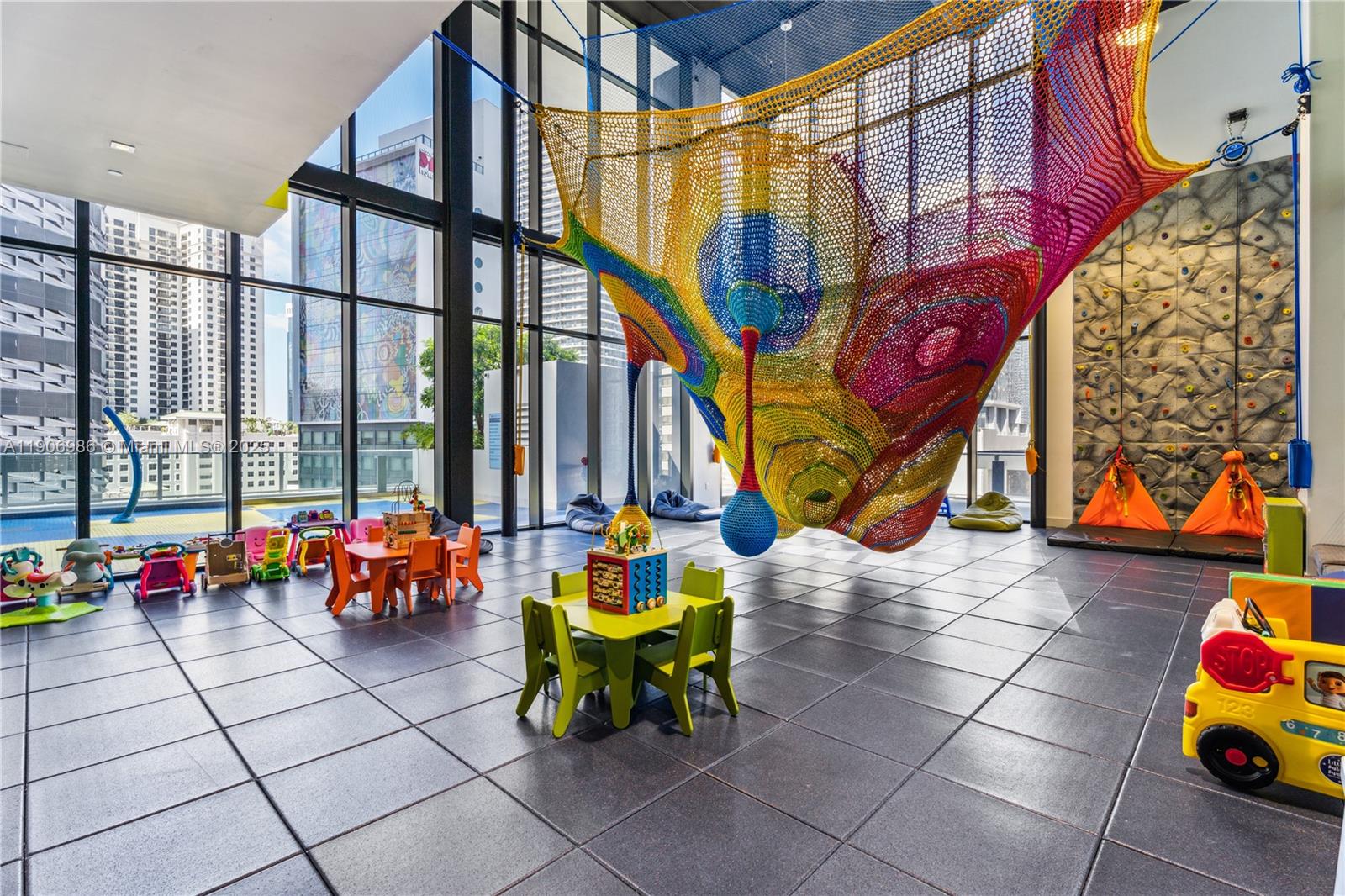 1010 BRICKELL CONDO - Residential