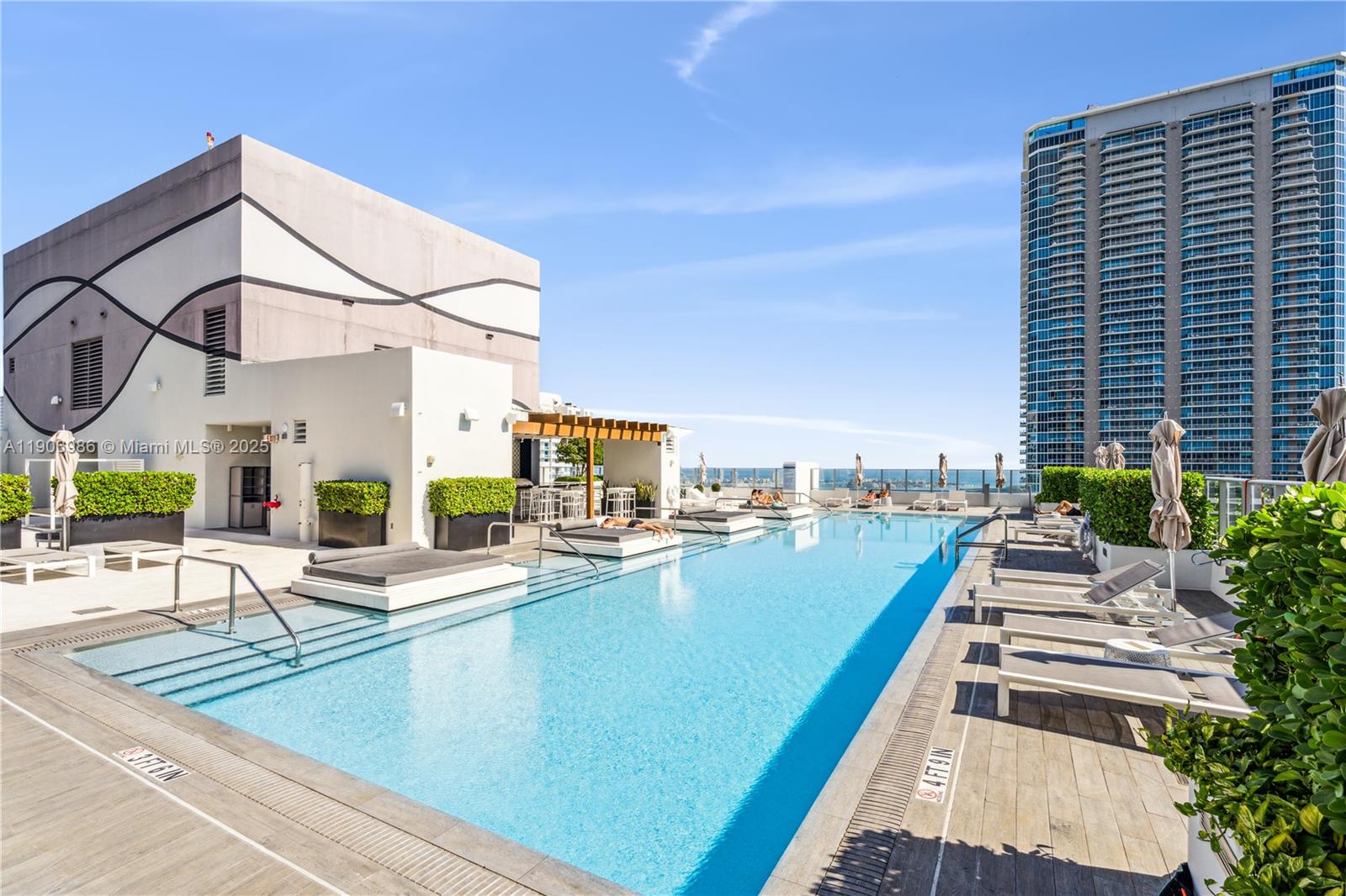 1010 BRICKELL CONDO - Residential