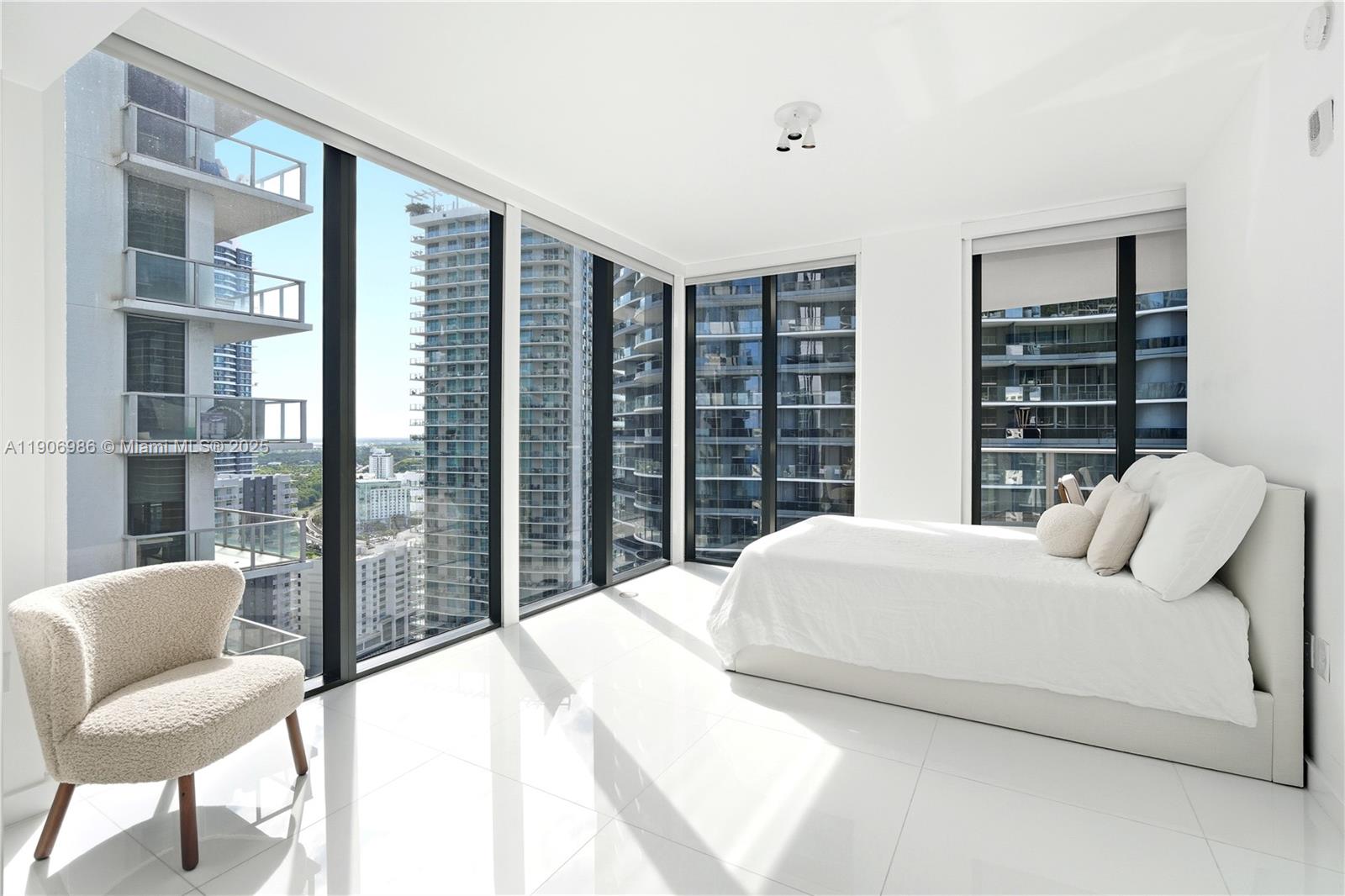 1010 BRICKELL CONDO - Residential