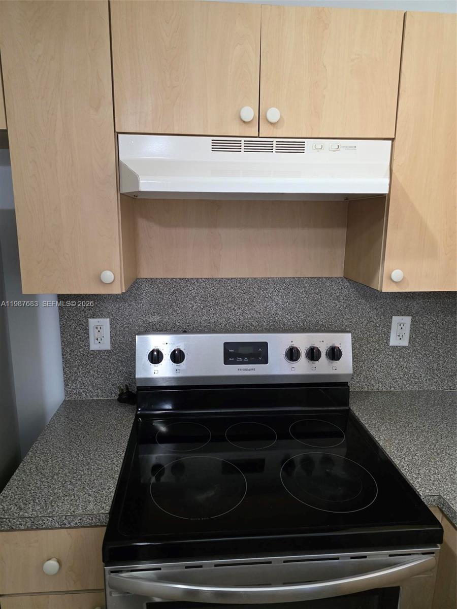 VENETIA GARDENS SOUTH CON - Residential