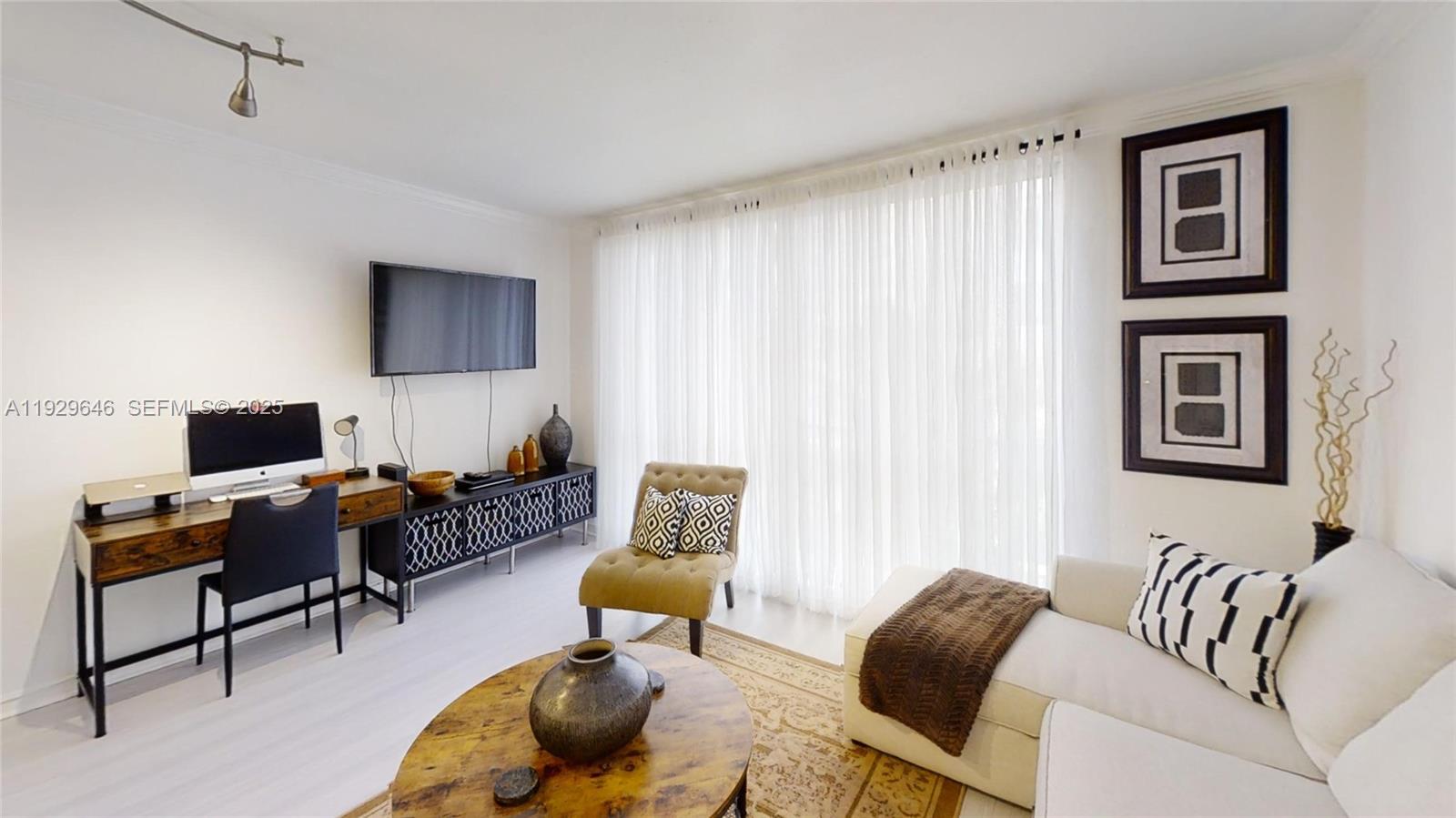 SOUTH BAY CLUB CONDO - Residential Lease