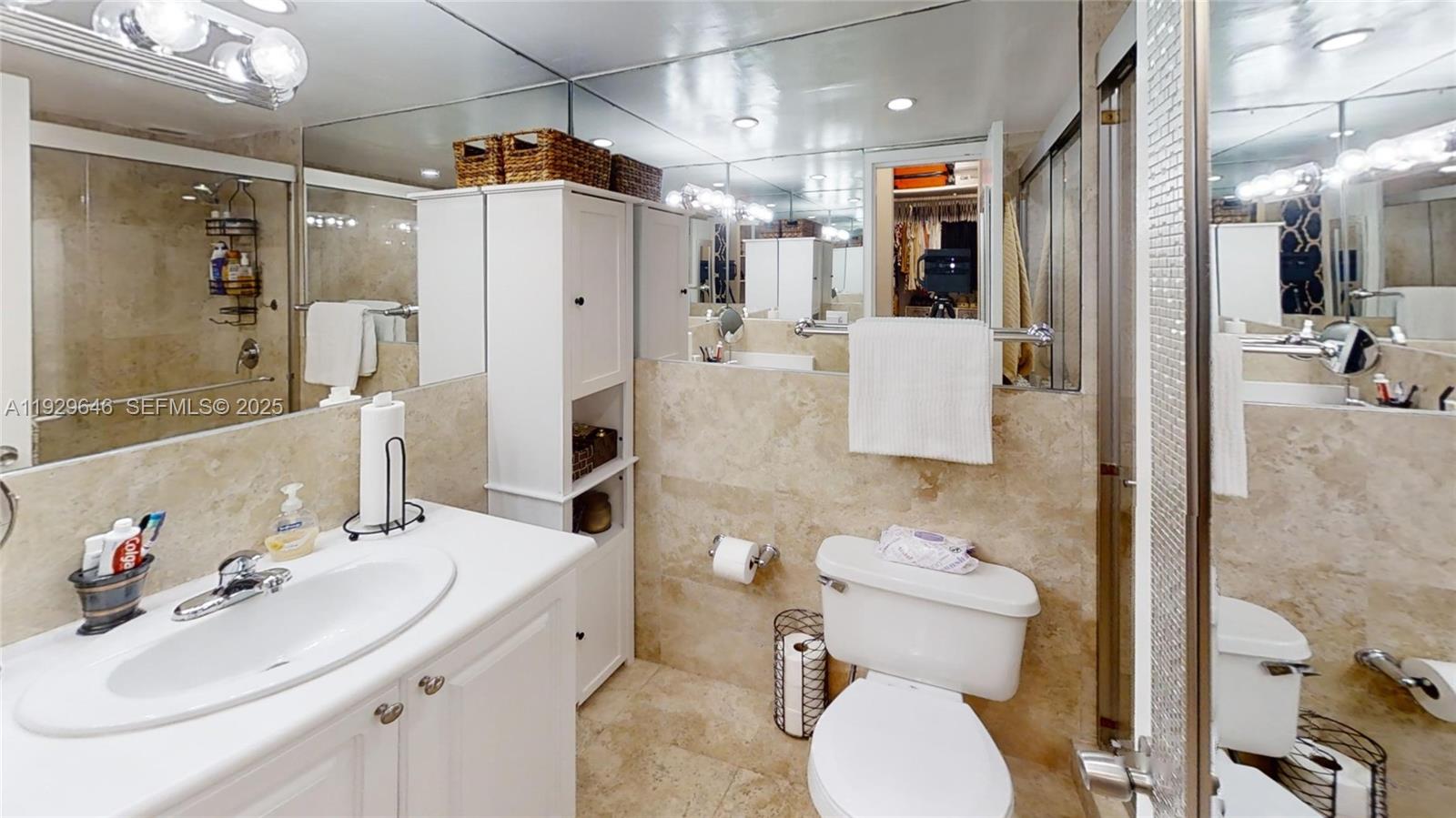 SOUTH BAY CLUB CONDO - Residential Lease