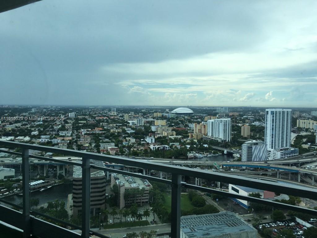 IVY CONDO - Residential Lease