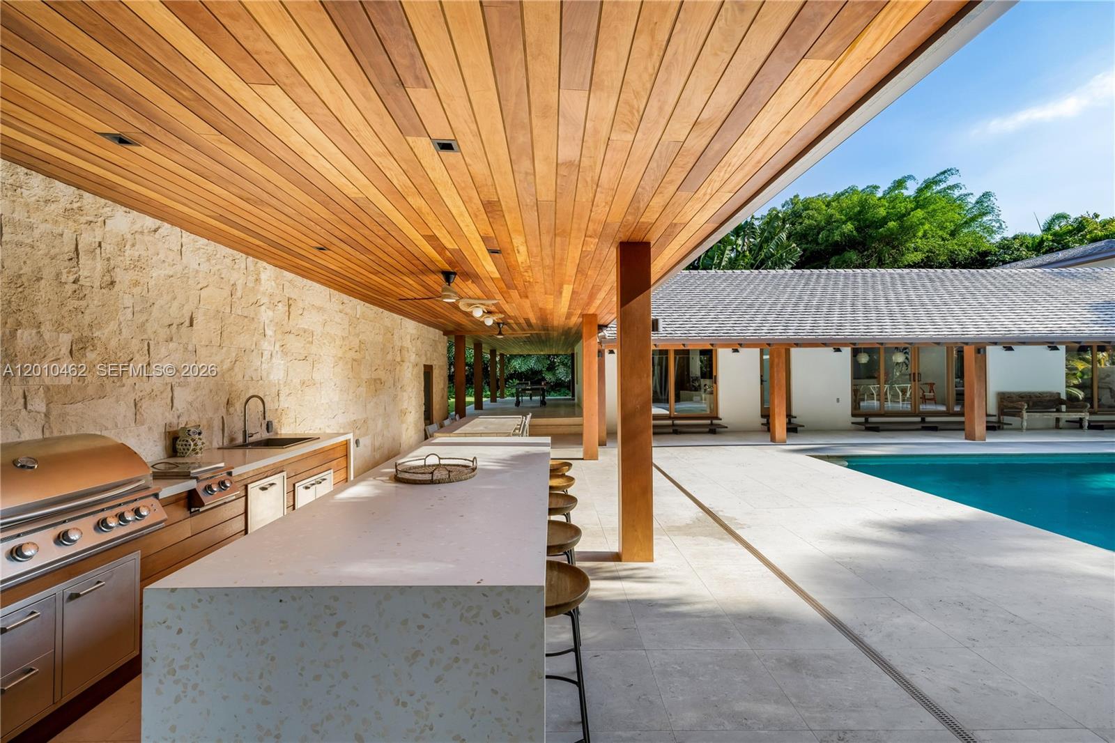 ENTRADA - Residential
