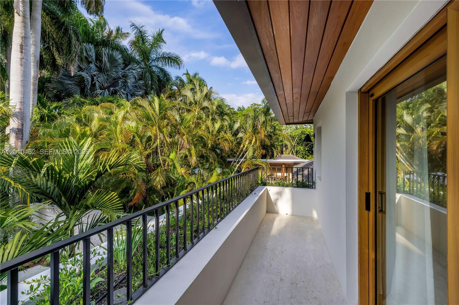 ENTRADA - Residential