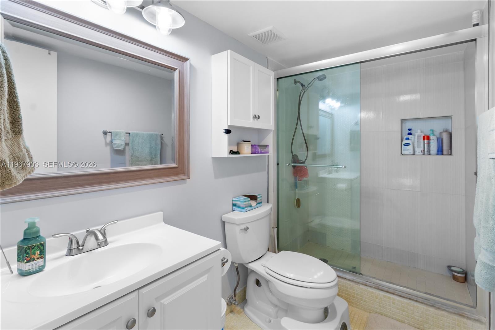 TANGERINE CONDOMINIUM FOU - Residential