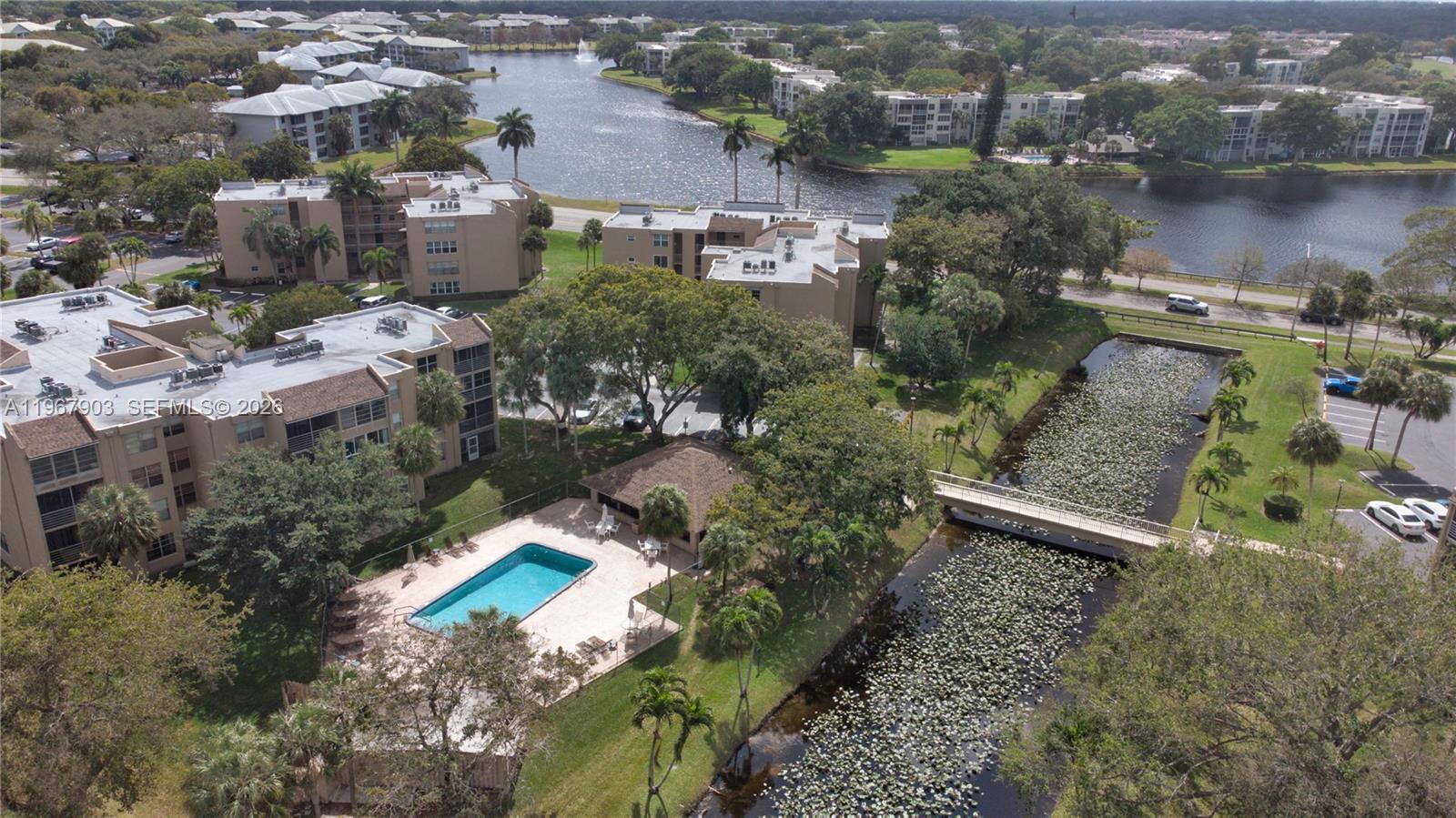 TANGERINE CONDOMINIUM FOU - Residential