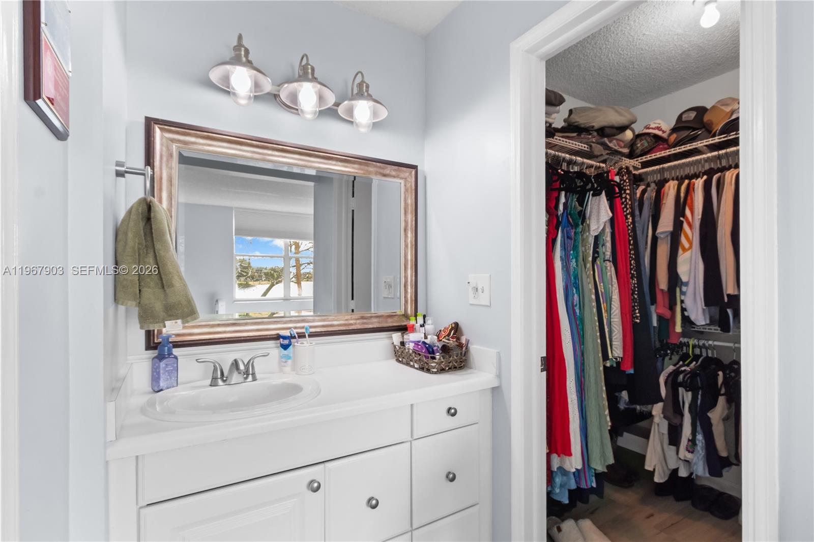 TANGERINE CONDOMINIUM FOU - Residential