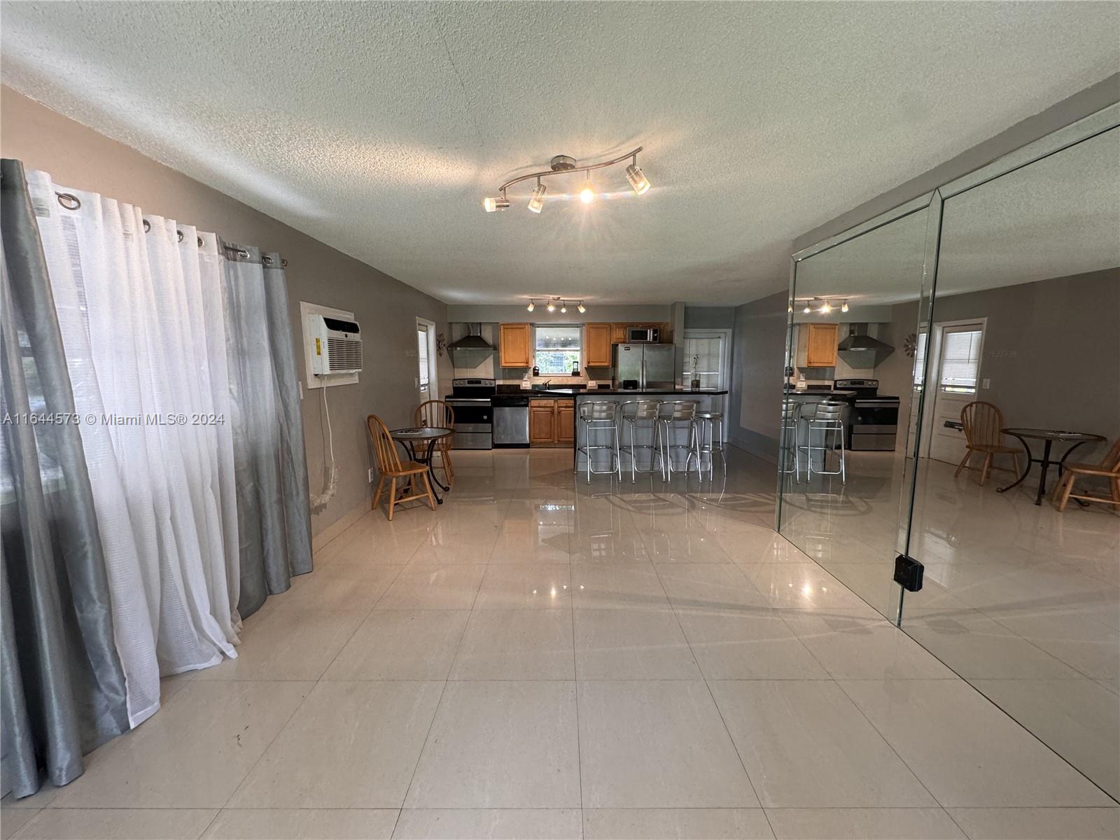 SCHAFFER PARK - Residential Lease