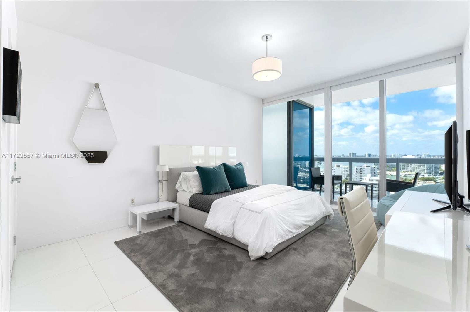 NORTH CARILLON BEACH COND - Residential