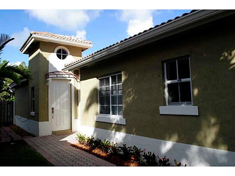 KARENERO FALLS - Residential Lease