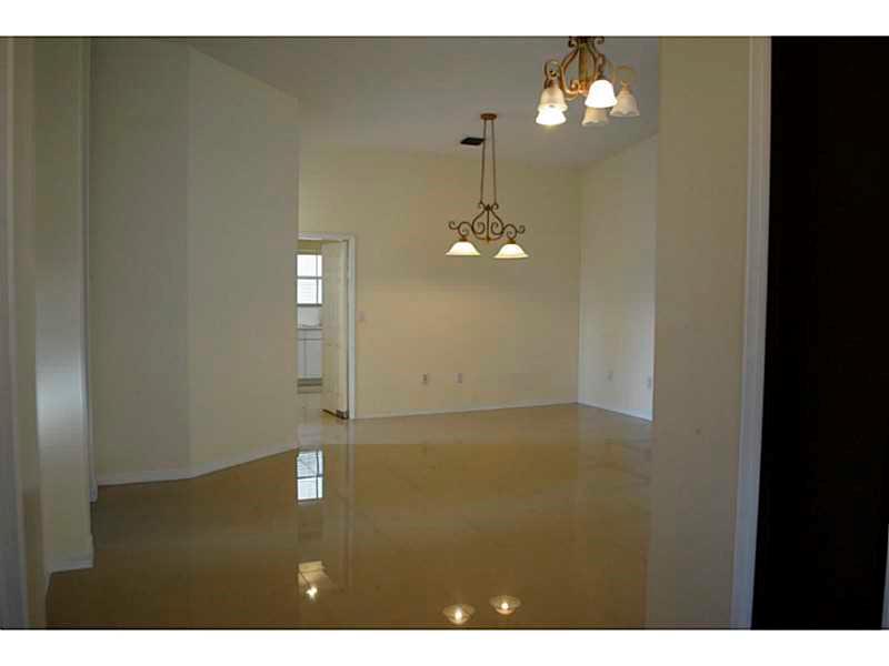 KARENERO FALLS - Residential Lease