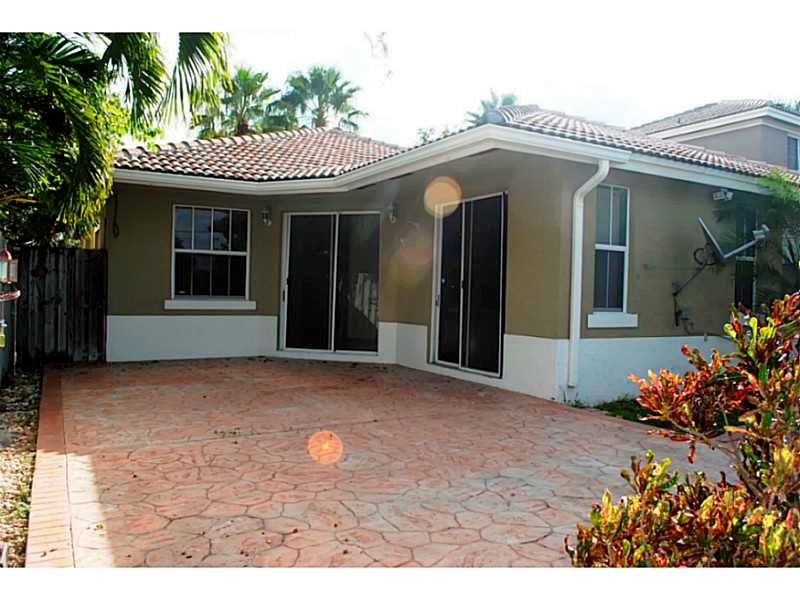 KARENERO FALLS - Residential Lease