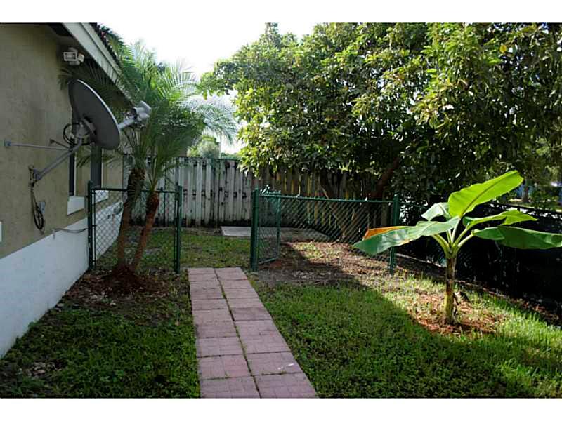 KARENERO FALLS - Residential Lease