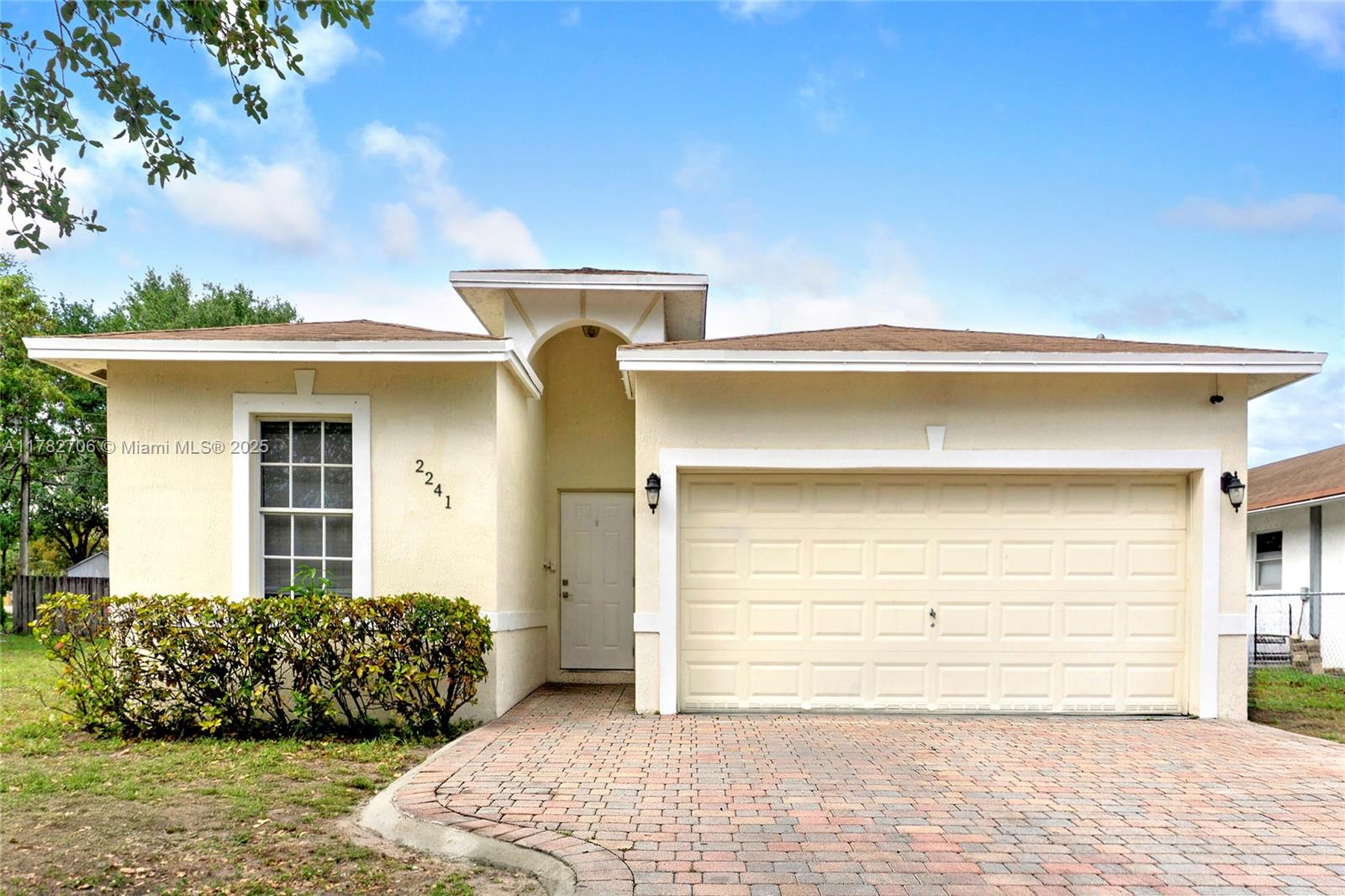 2241 NW 4th Ct