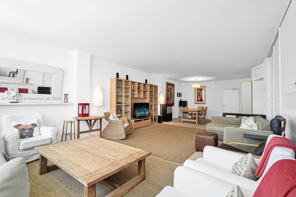 HARBOUR HOUSE - Residential