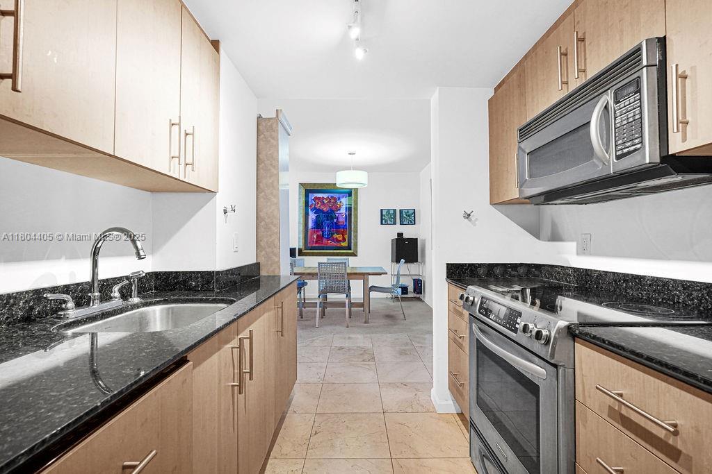 HARBOUR HOUSE - Residential