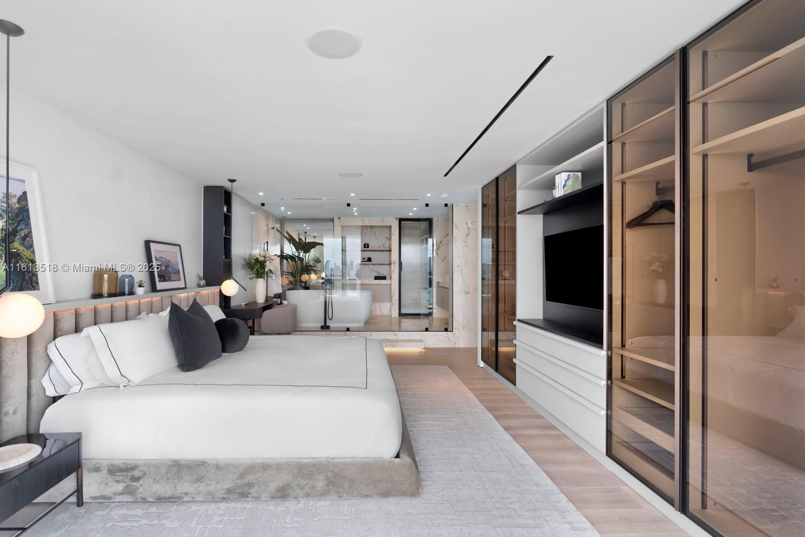 THE FLORIDIAN CONDO - Residential