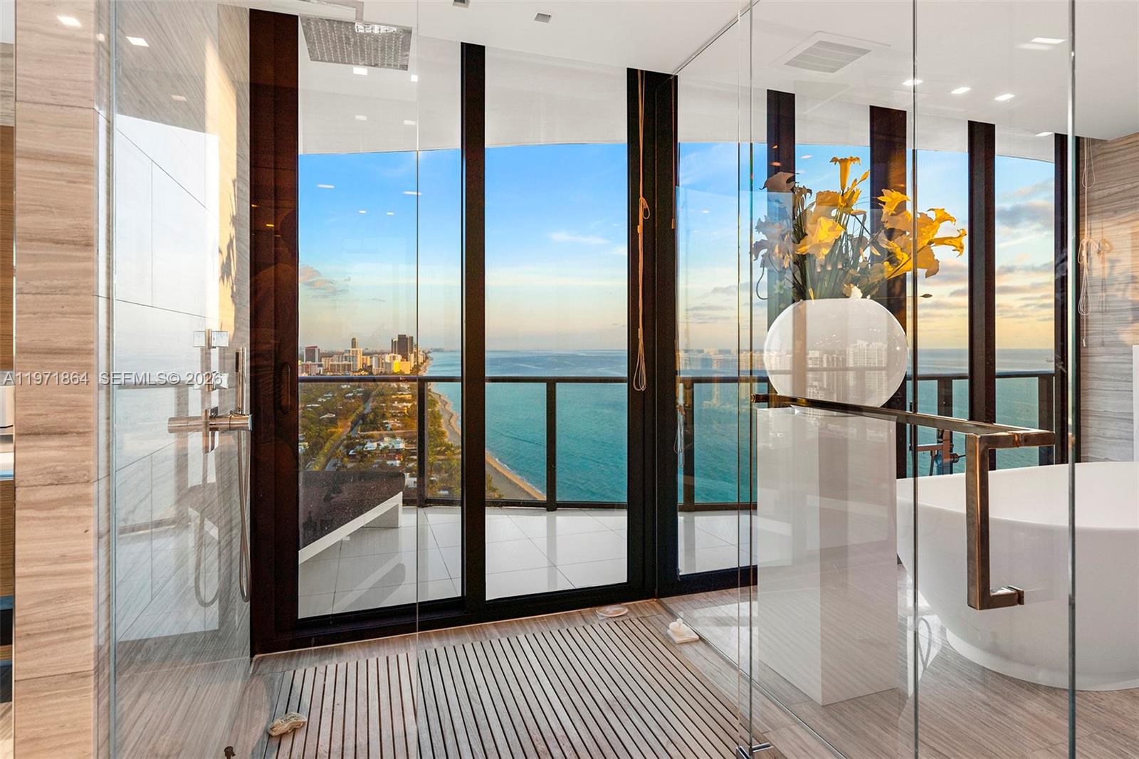 REGALIA CONDO - Residential