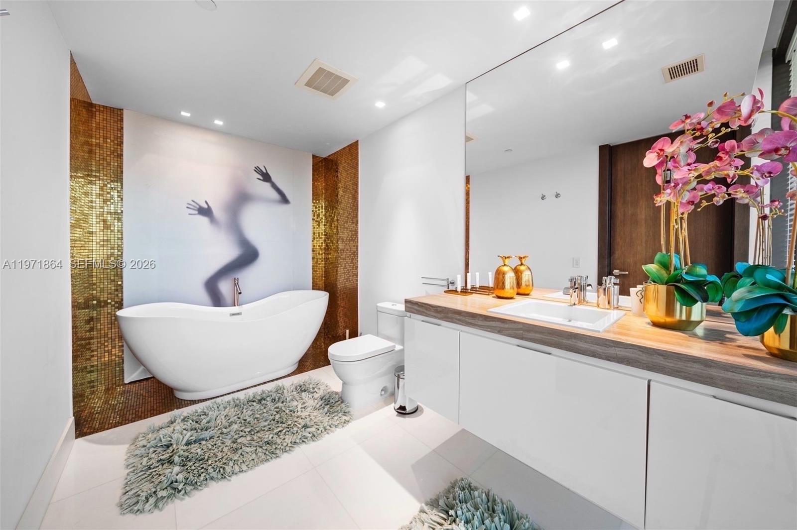 REGALIA CONDO - Residential