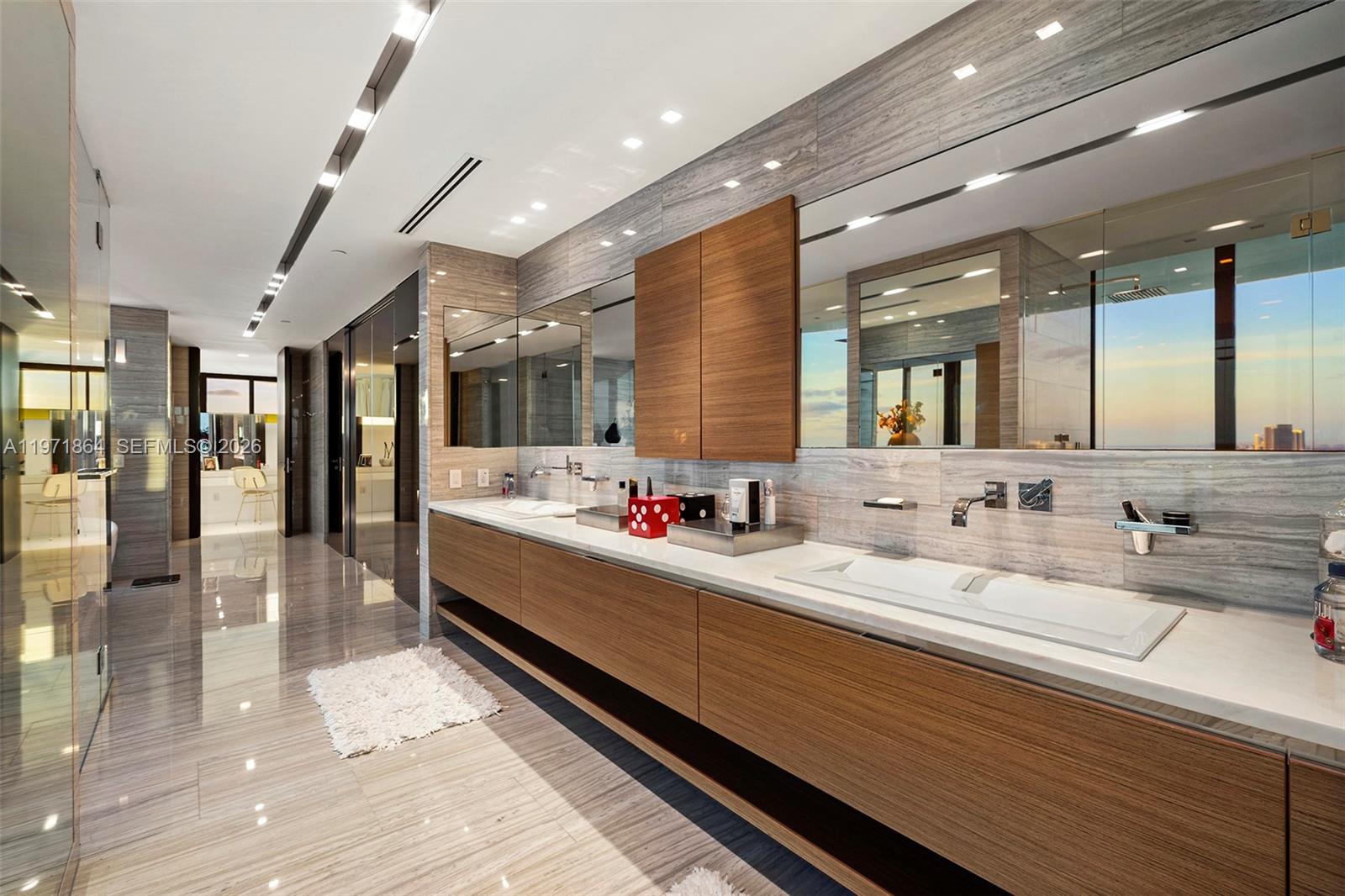 REGALIA CONDO - Residential