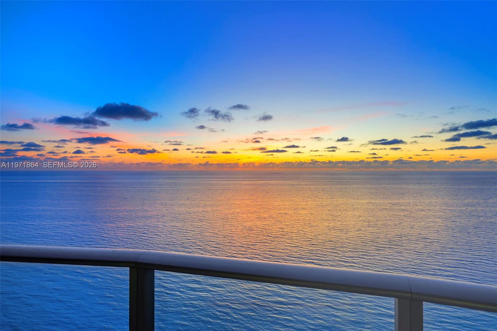 19575 Collins Ave 30