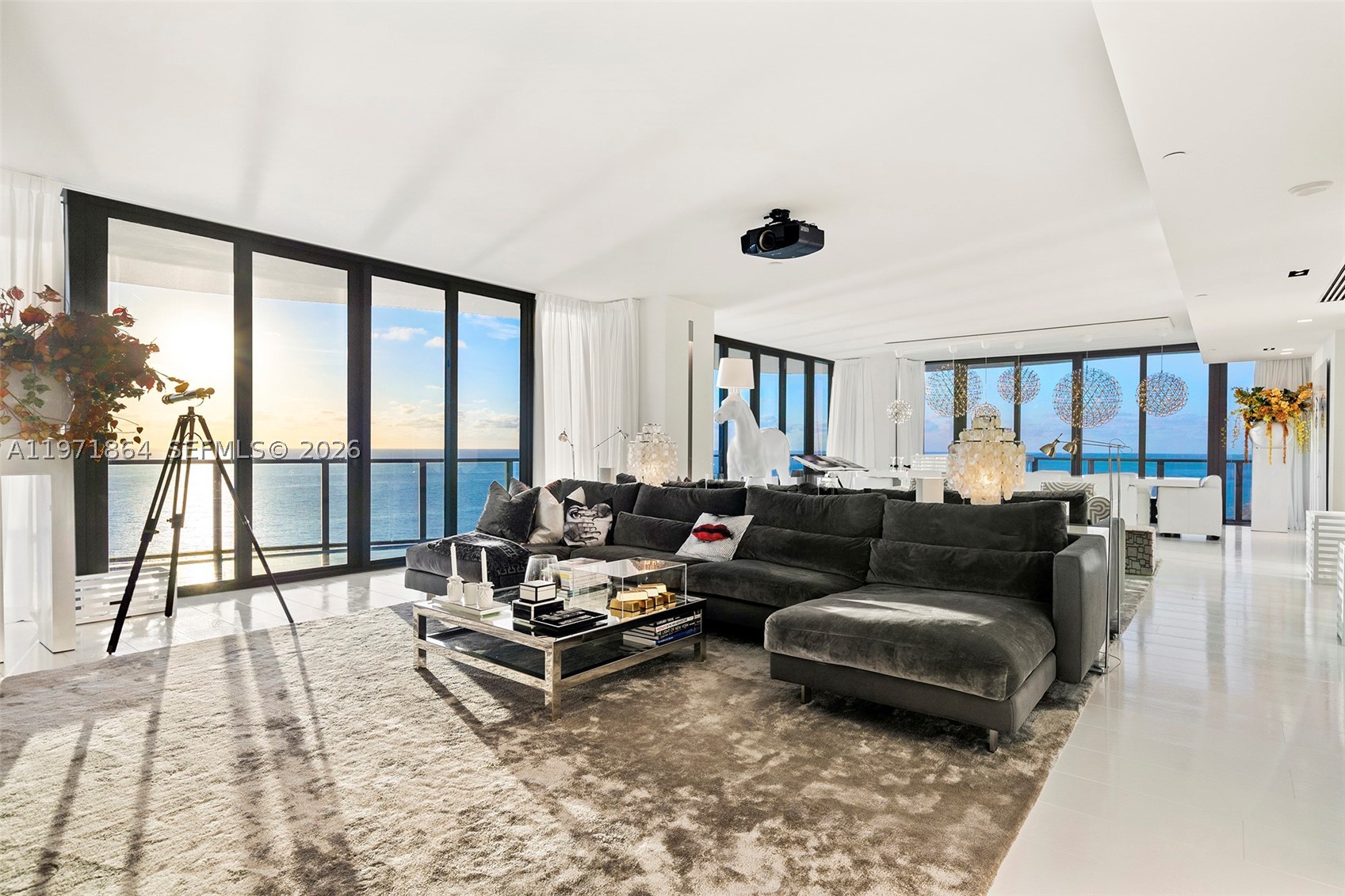 19575 Collins Ave 30