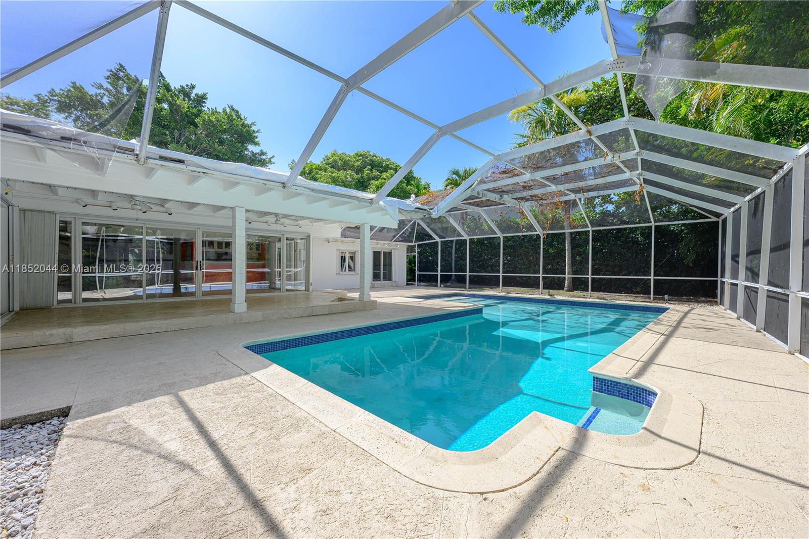 HOLIDAY COLONY - Residential